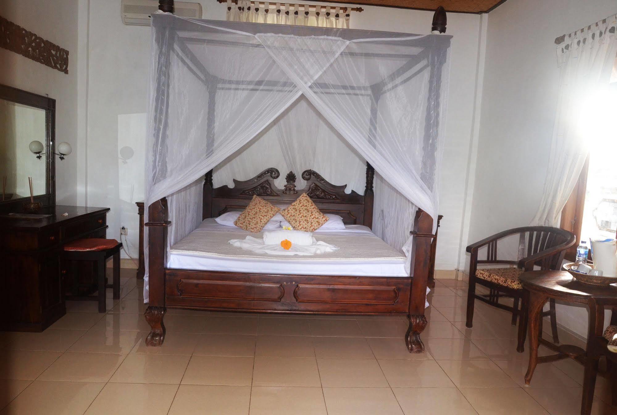 Suma Hotel Lovina (Bali)