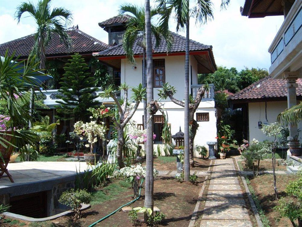 Suma Lovina (Bali)