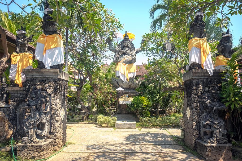 Suma Lovina (Bali)