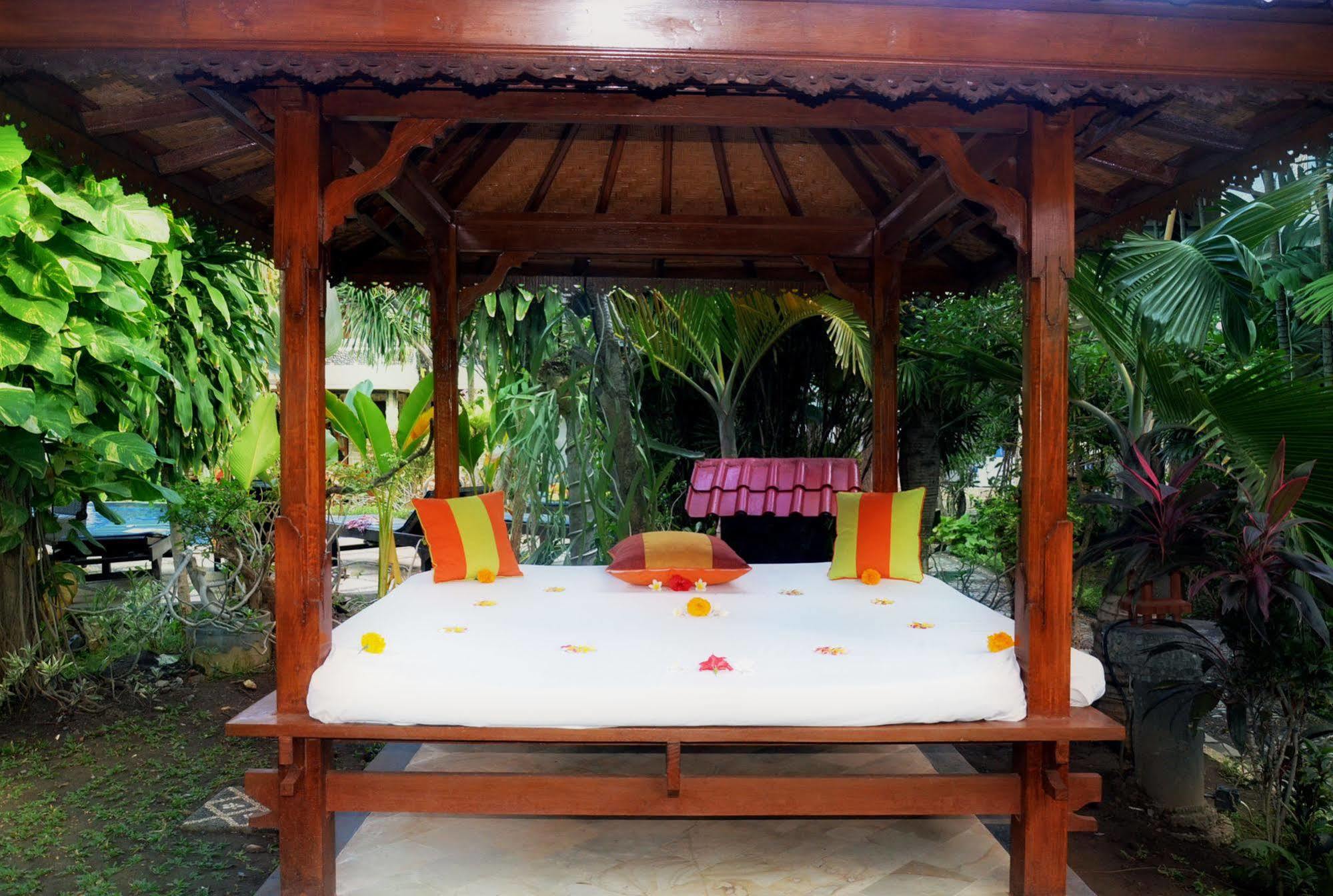 Suma 3* Lovina (Bali)